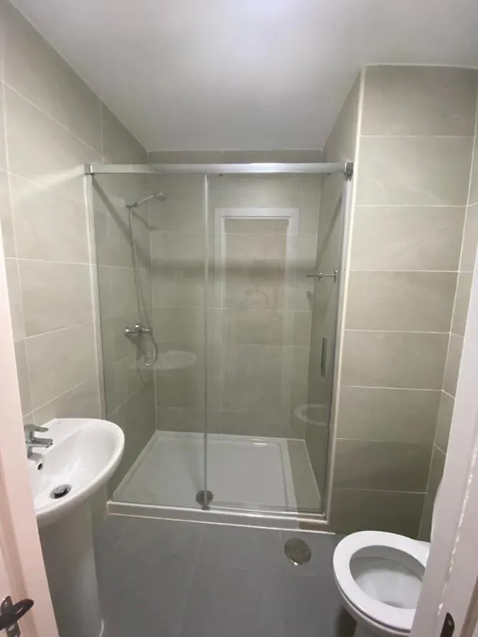 Apartamento piso recinto ferial en teatinos Málaga España